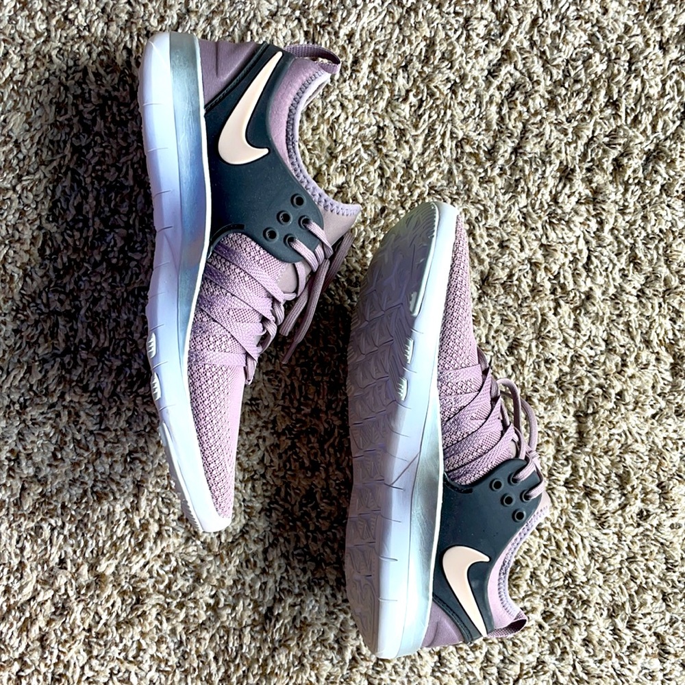 Brand new Nike training tennis shoes